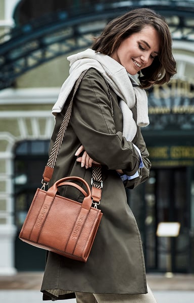 Explore our shopper bags for the season