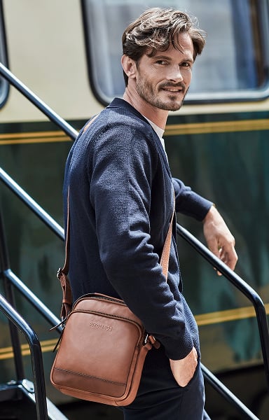 View men's shoulder bags
