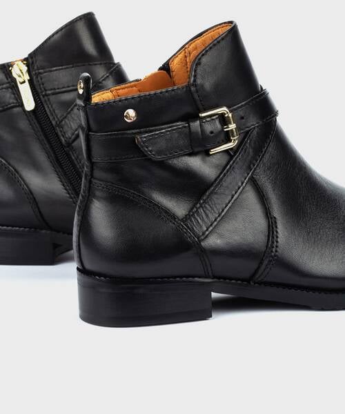 Flat ankle boots | ROYAL W4D-8614 | BLACK | Pikolinos