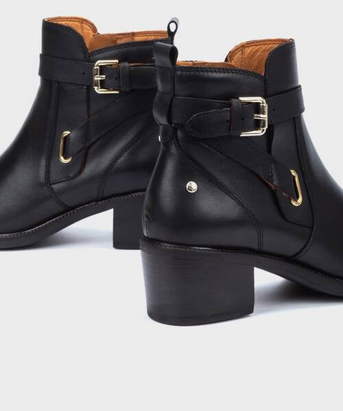 Heeled ankle boots | BACAROT W2D-8865 | BLACK | Pikolinos