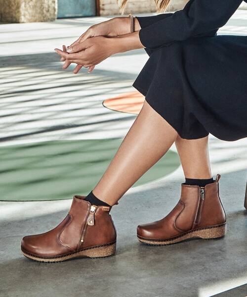 Flat ankle boots | GRANADA W0W-8988 | CUERO | Pikolinos