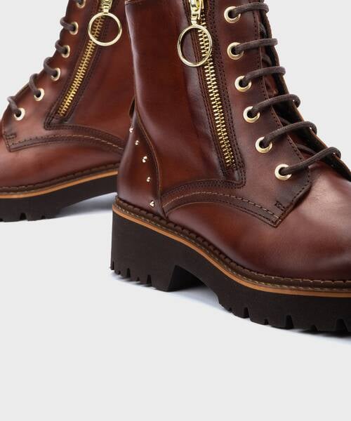 Platte Enkellaarsjes | VICAR W6S-8619 | COGNAC | Pikolinos