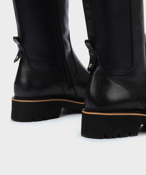 Boots | VICAR W6S-9742C1 | BLACK | Pikolinos